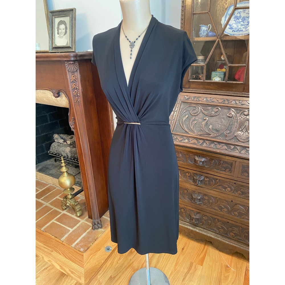 Chico's Black V-Neck Sheath Dress Silver Bar Gathered Waist Size 1 Medium